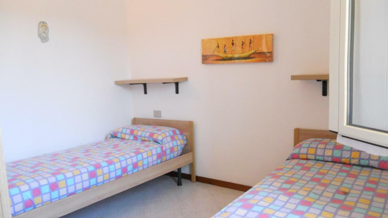 Casa Vacanze La Bandera 2 圣特雷莎加卢拉 外观 照片