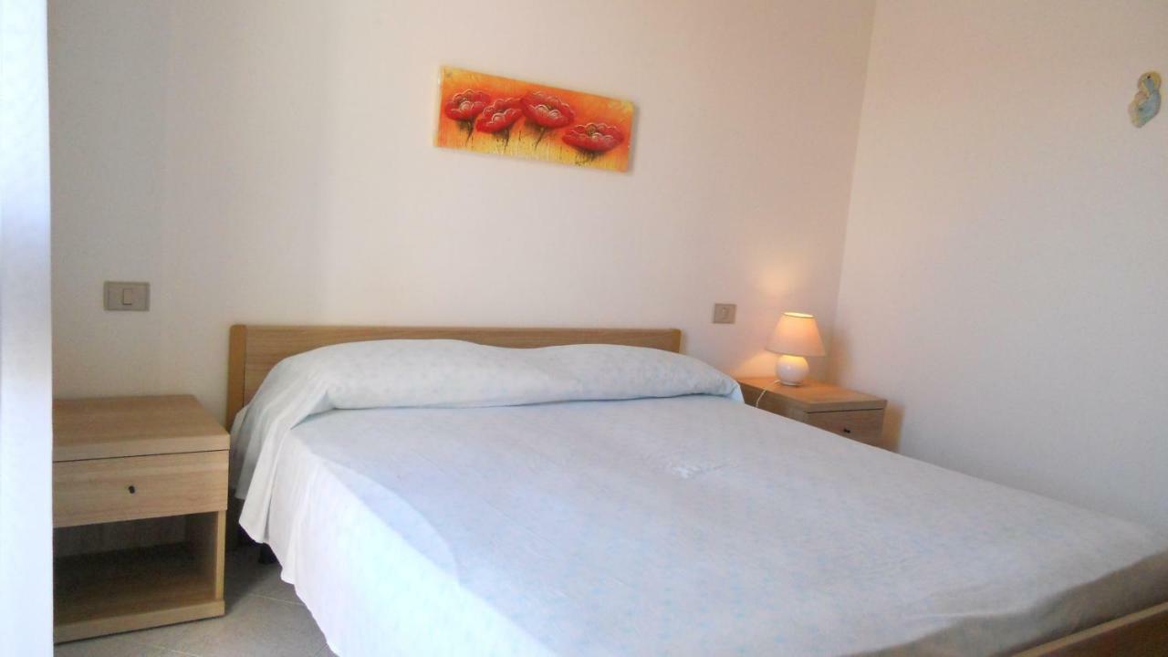 Casa Vacanze La Bandera 2 圣特雷莎加卢拉 外观 照片